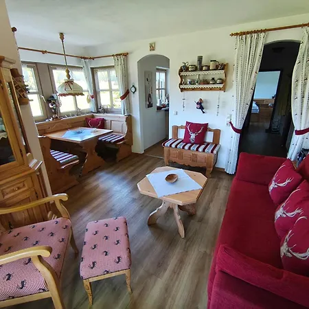 Haus Mariandl アパート *